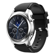 black garmin venu 2 band with silver buckle
